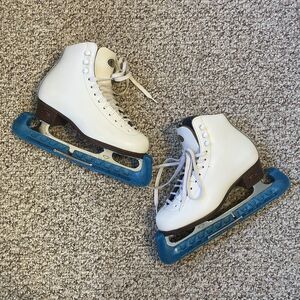 Riedell Girls Figure Ice Skates Size 3.5 Model 21 Quest Onyx White Skating Sport